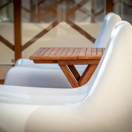 別荘 Casa Silencio, With Terrace, Garden And Large Pool Area コラレホ