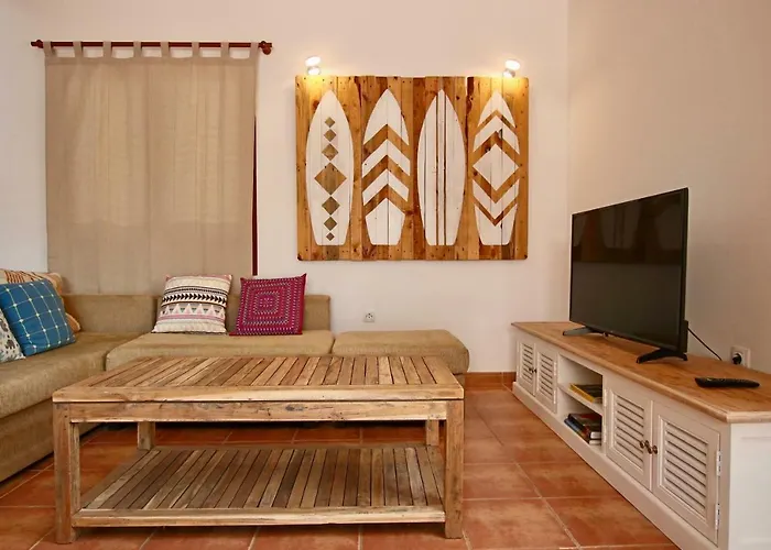 Casa Silencio, With Terrace, Garden And Large Pool Area Corralejo