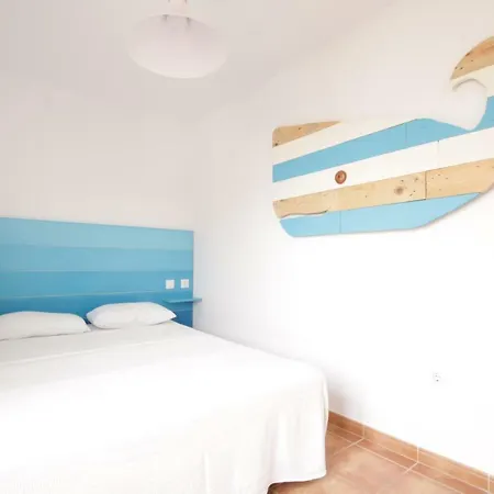 Casa Silencio, With Terrace, Garden And Large Pool Area * Corralejo